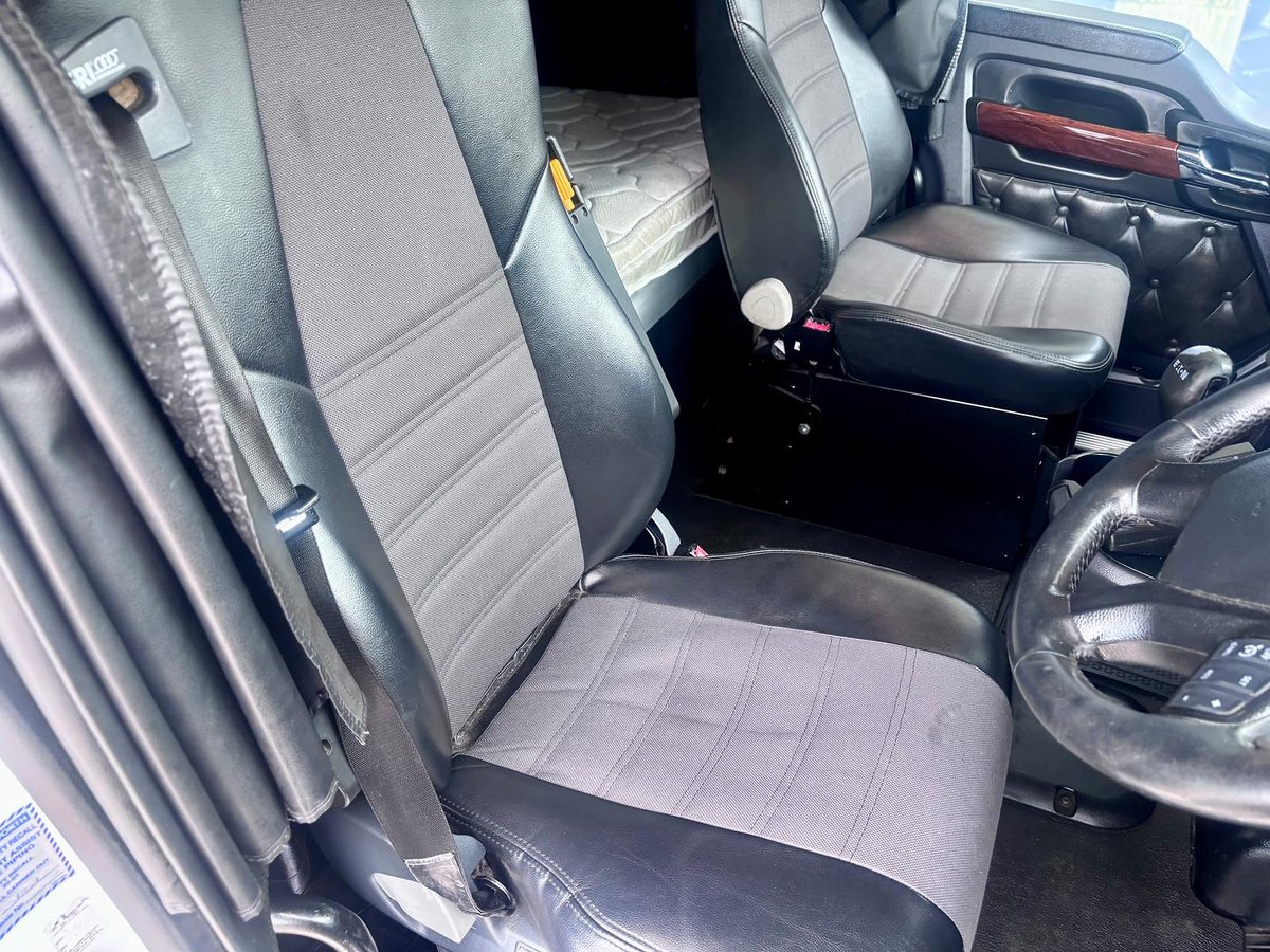 2019 Kenworth T610 image 24
