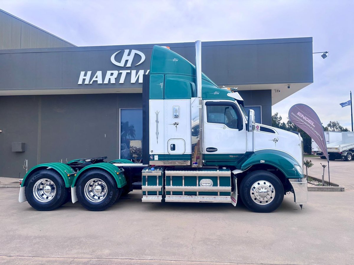2019 Kenworth T610 image 12