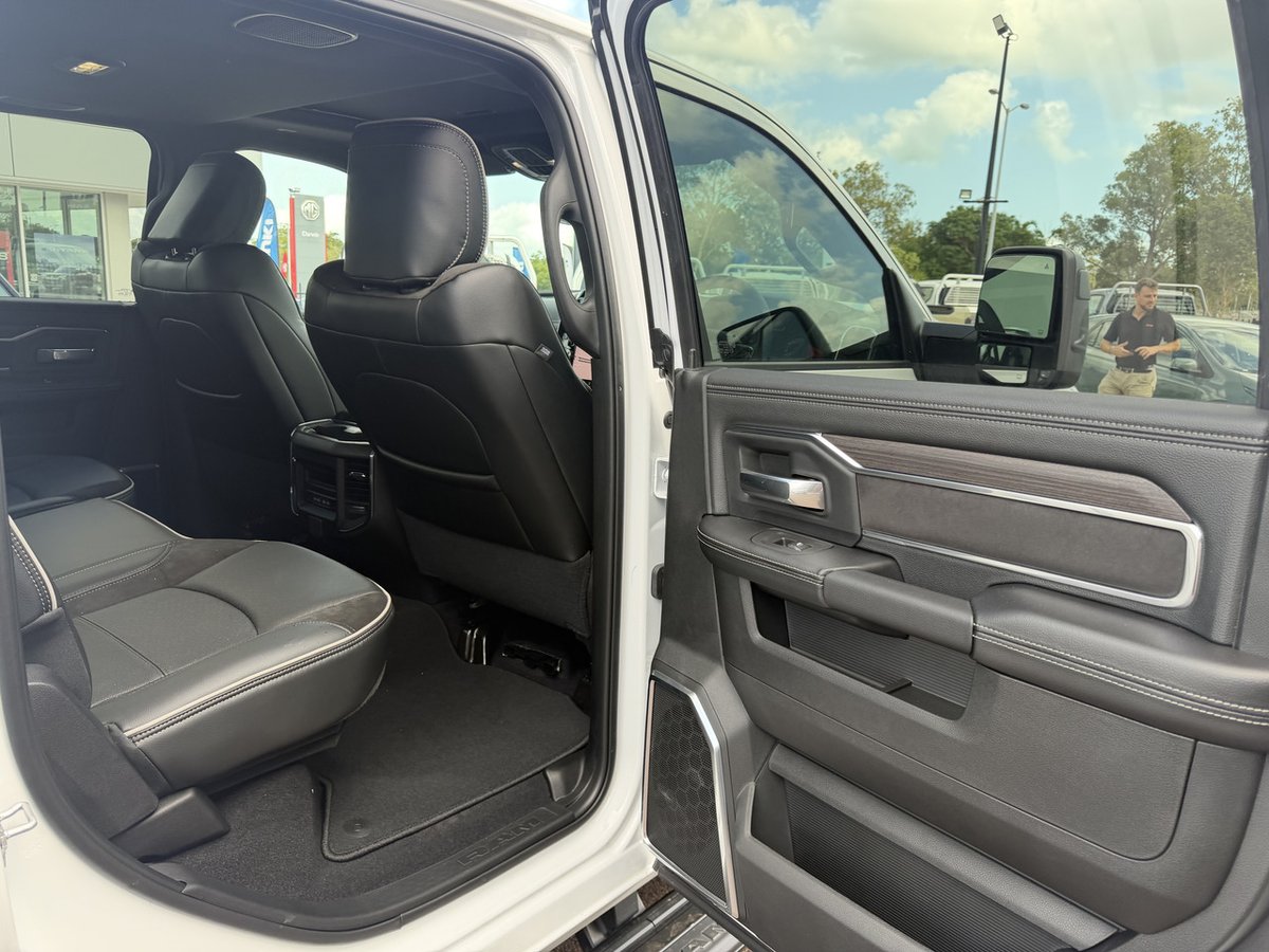 2026 Ram 2500 Laramie STD image 20