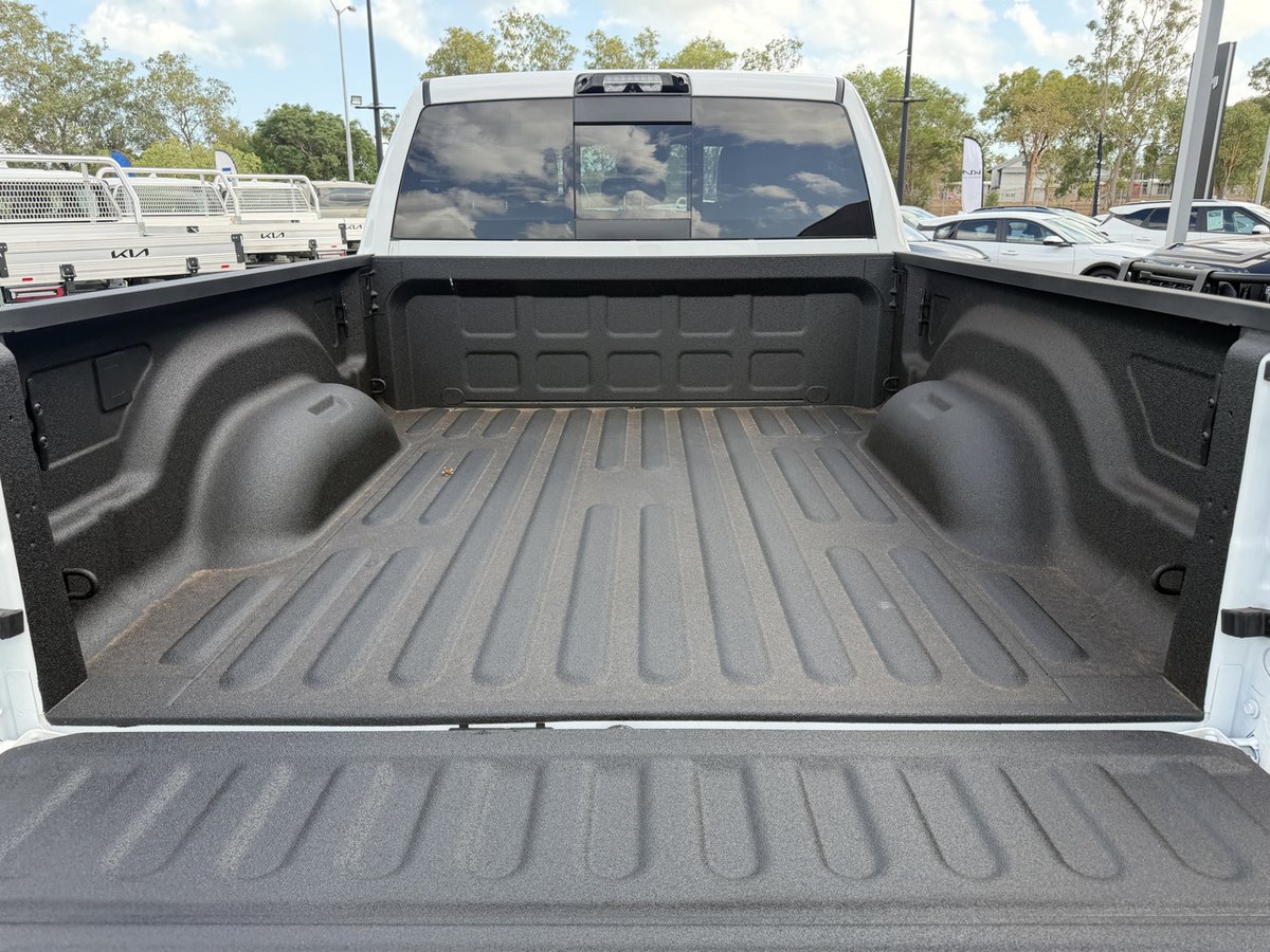 2026 Ram 2500 Laramie STD image 7