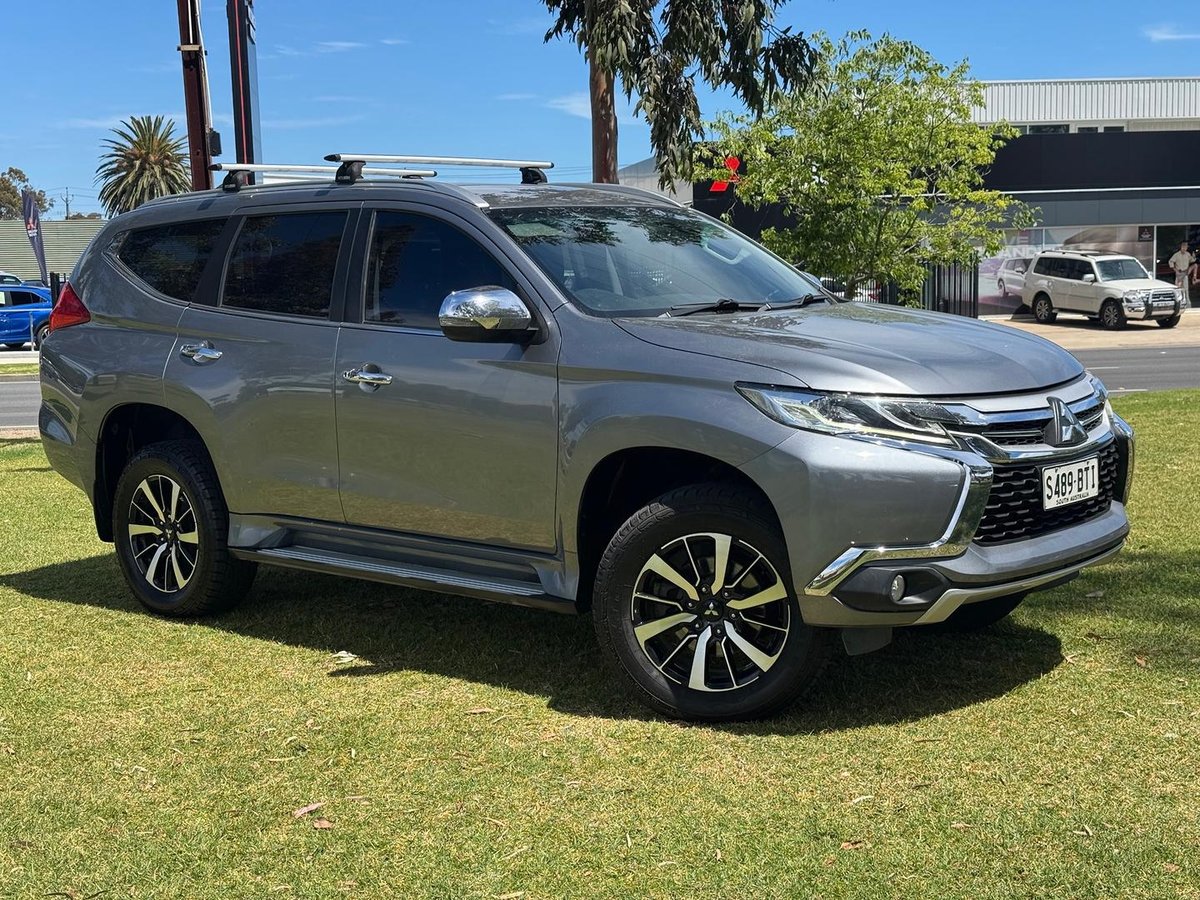 2017 Mitsubishi Pajero Sport GLX QE MY17 4X4 Dual Range Titanium