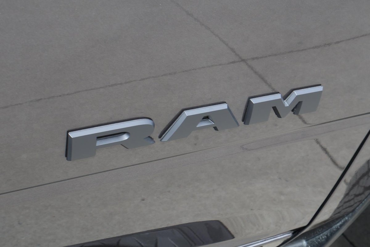 2026 RAM 2500 Laramie DJ MY26 4X4 Dual Range image 41