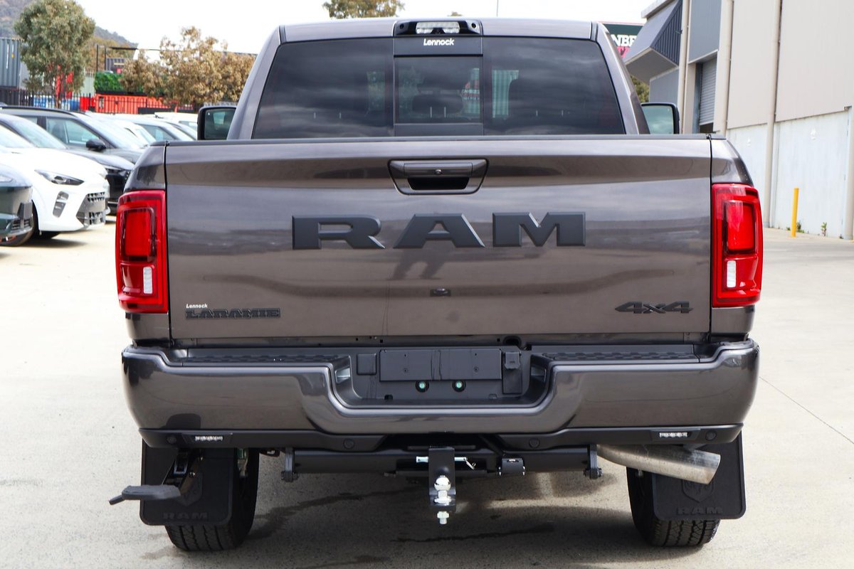 2026 RAM 2500 Laramie DJ MY26 4X4 Dual Range image 5