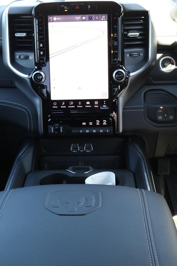 2026 RAM 2500 Laramie Rambox DJ MY26 4X4 Dual Range image 20