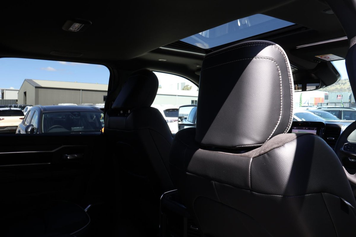 2026 RAM 2500 Laramie Rambox DJ MY26 4X4 Dual Range image 25