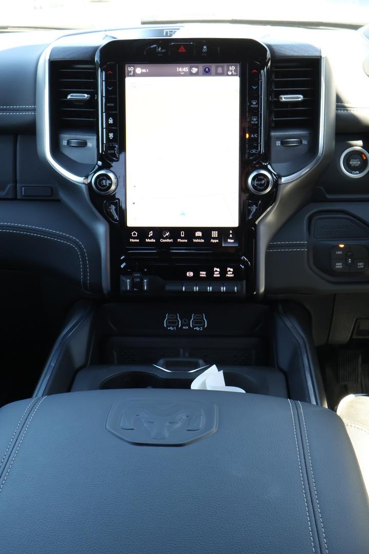2026 RAM 2500 Laramie Rambox DJ MY26 4X4 Dual Range image 20