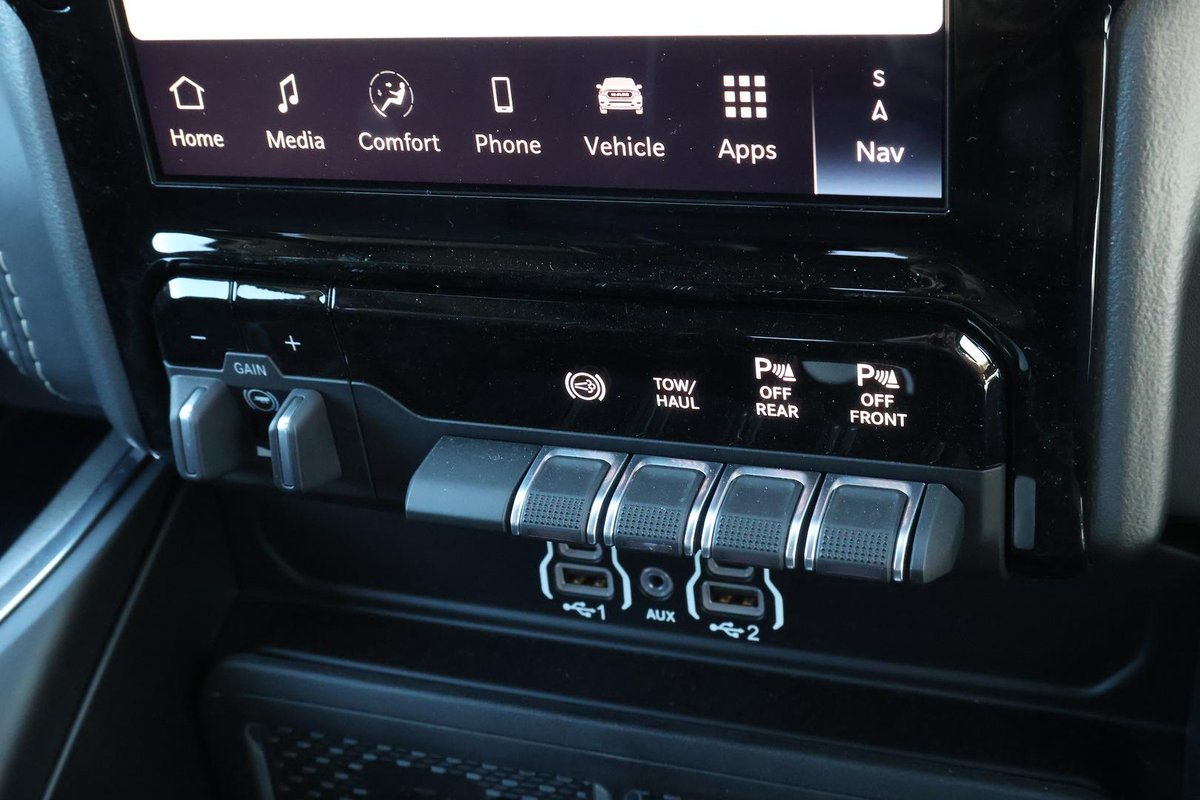 2026 RAM 2500 Laramie Rambox DJ MY26 4X4 Dual Range image 21