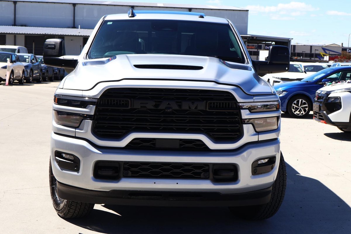 2026 RAM 2500 Laramie Rambox DJ MY26 4X4 Dual Range image 2