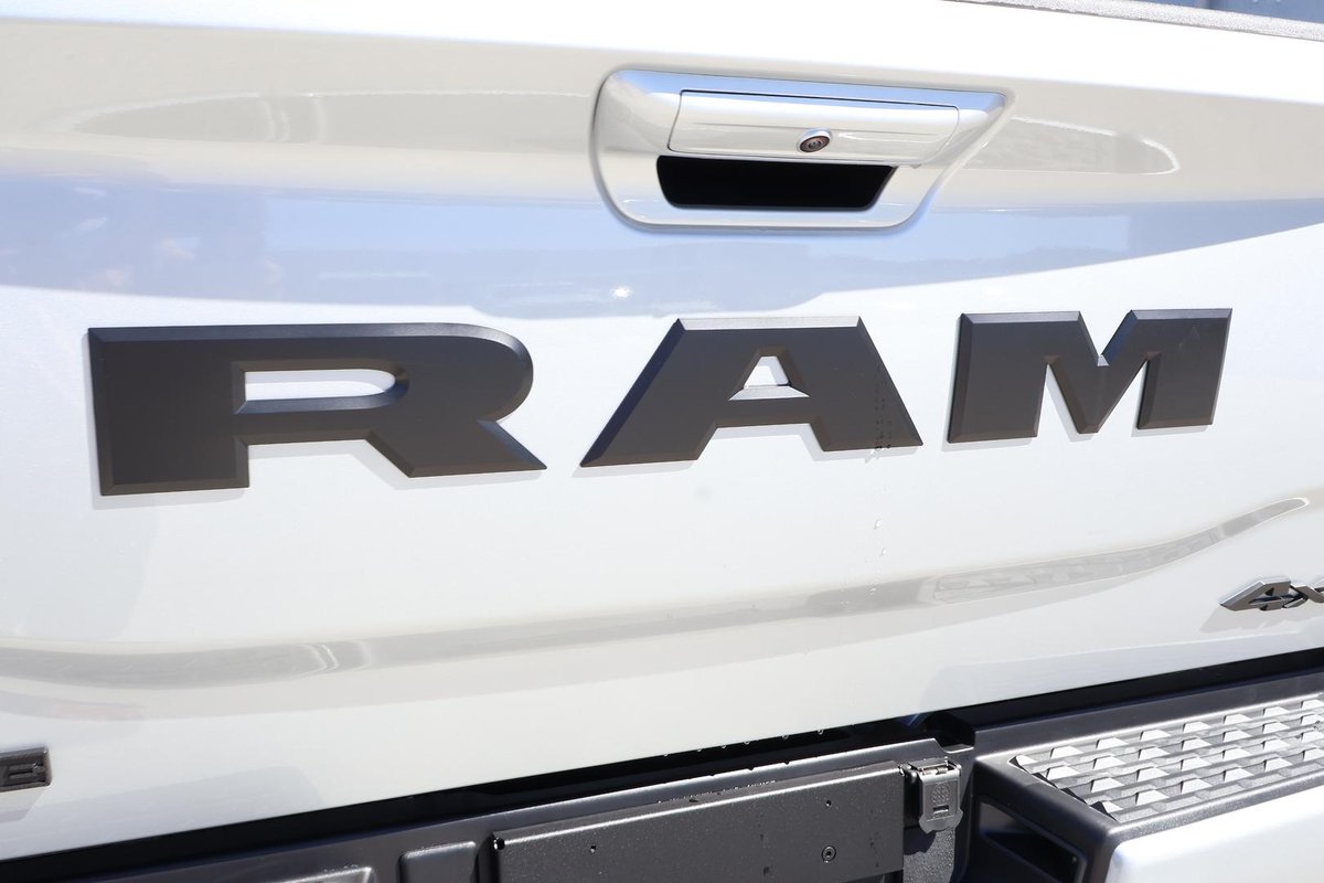 2026 RAM 2500 Laramie Rambox DJ MY26 4X4 Dual Range image 37