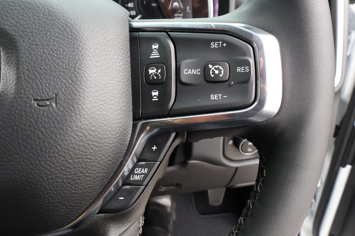 2026 RAM 2500 Laramie Rambox DJ MY26 4X4 Dual Range image 13