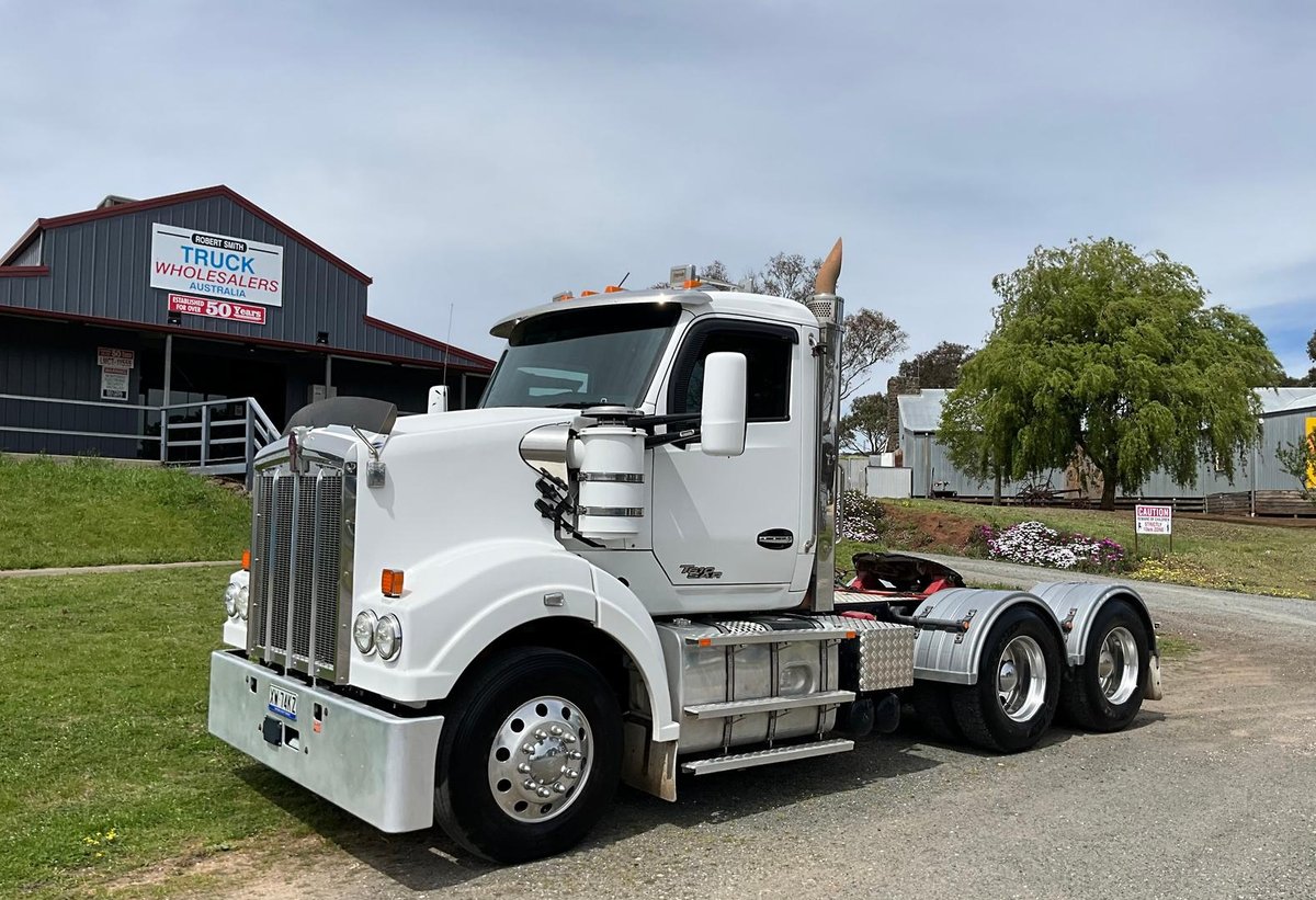 2018 Kenworth T610 SAR image 4