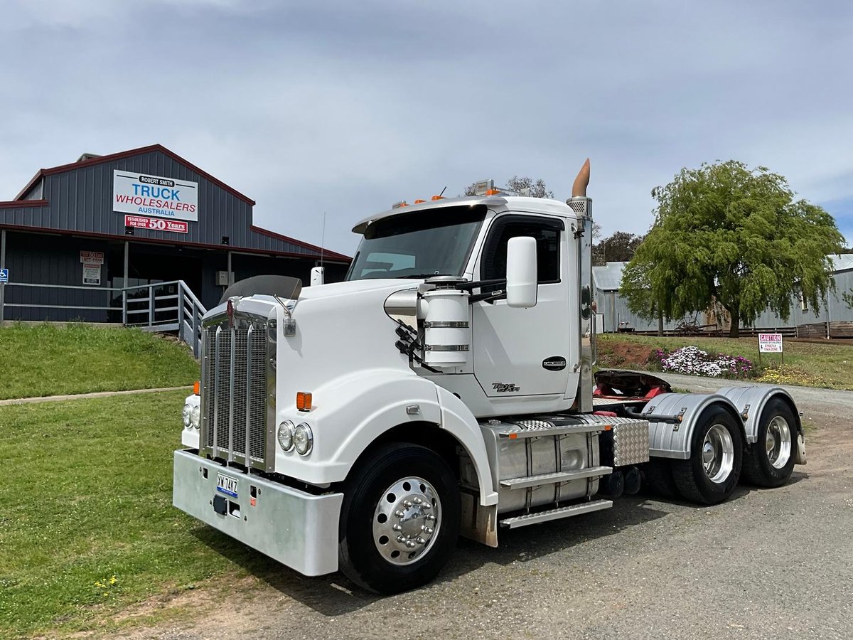 2018 Kenworth T610 SAR image 3