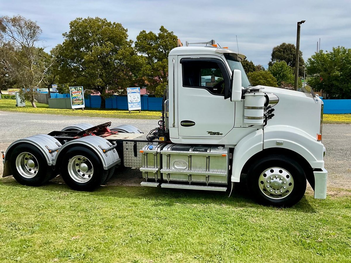 2018 Kenworth T610 SAR image 29