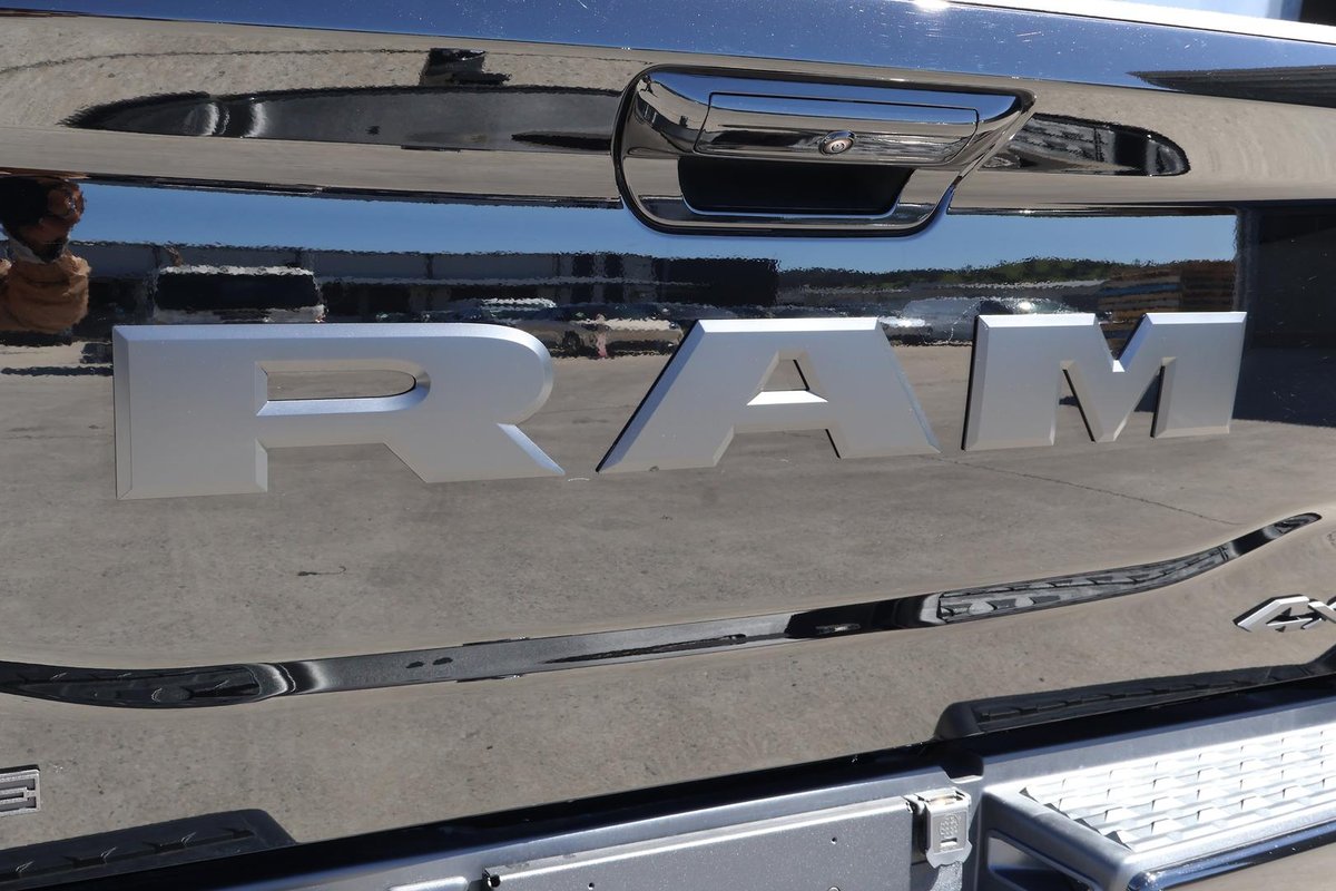 2026 RAM 2500 Laramie DJ MY26 4X4 Dual Range image 39