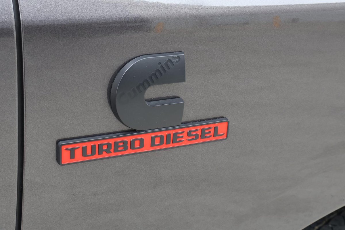 2026 RAM 2500 Laramie DJ MY26 4X4 Dual Range image 37
