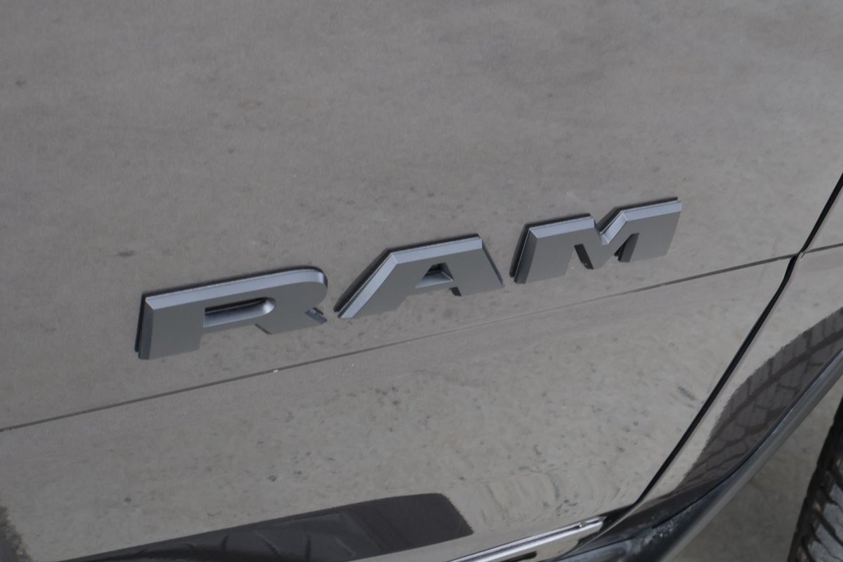 2026 RAM 2500 Laramie DJ MY26 4X4 Dual Range image 38