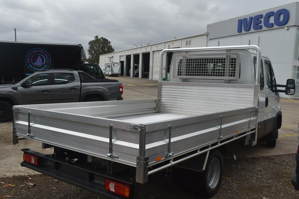 2025 Iveco Daily 50C18 image 8