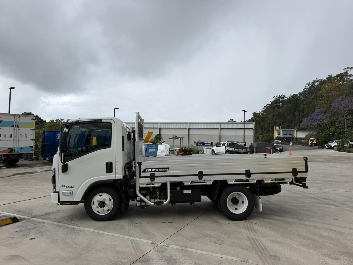2026 Isuzu N Series NMS 65-150 DT D28 Traypack image 2