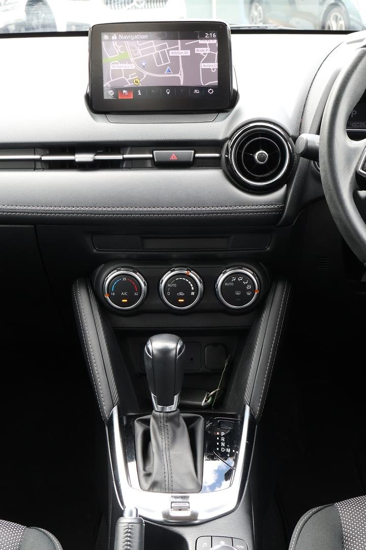 2017 Mazda 2 Genki DJ Series image 17