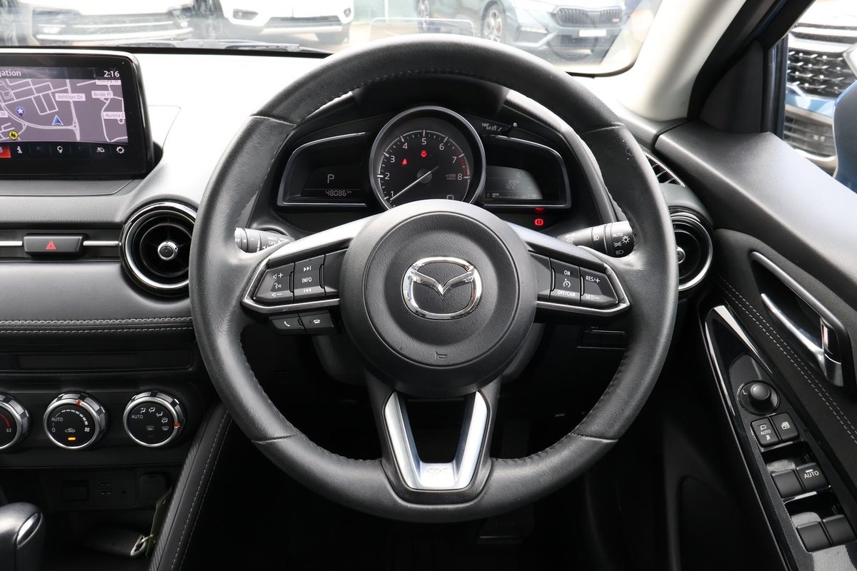 2017 Mazda 2 Genki DJ Series image 9