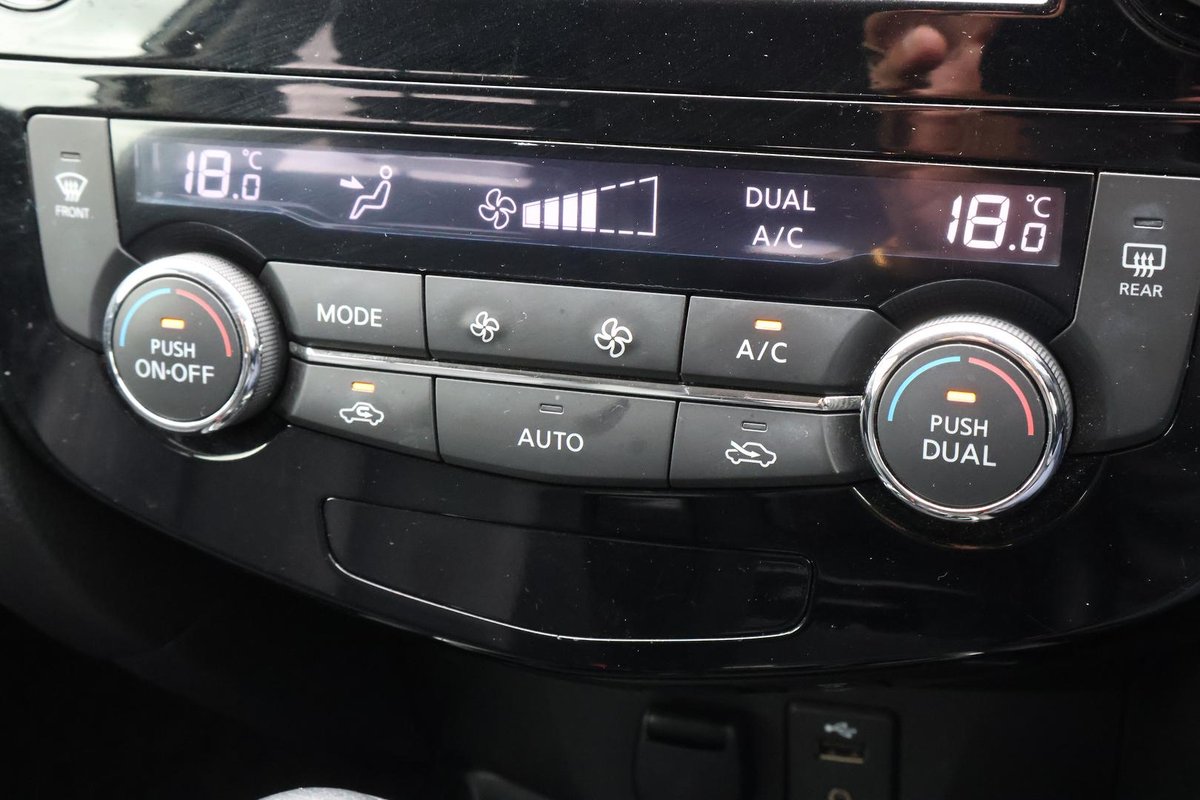 2014 Nissan X-TRAIL ST-L T32 image 18
