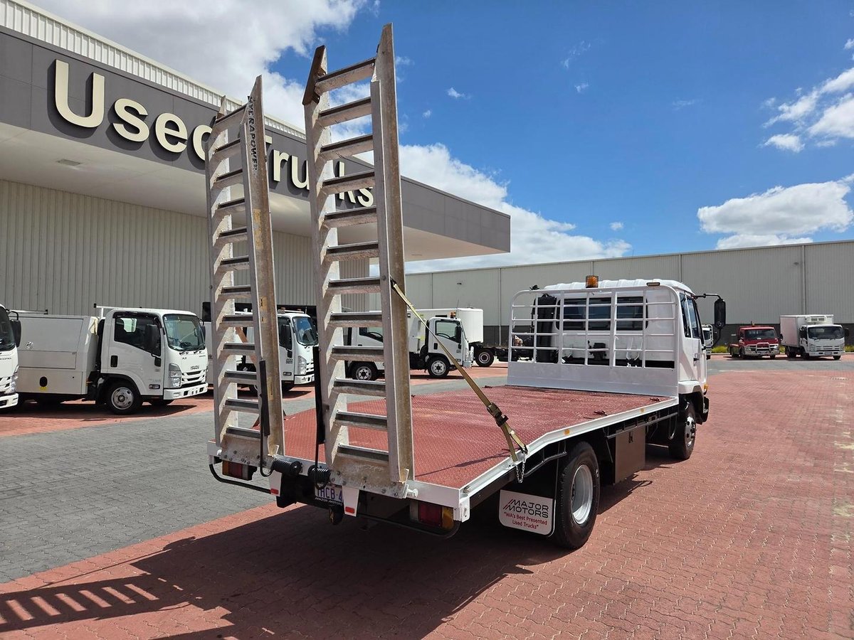 2005 UD Mk240 Beavertail And Ramps image 13