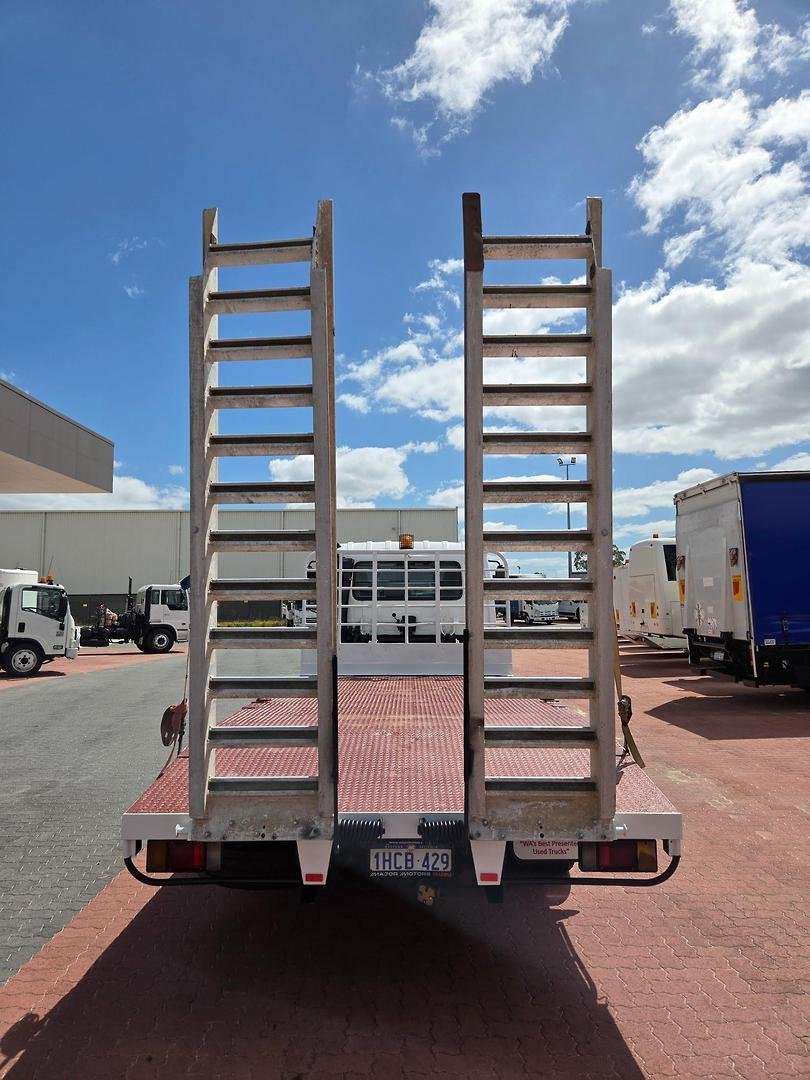2005 UD Mk240 Beavertail And Ramps image 14