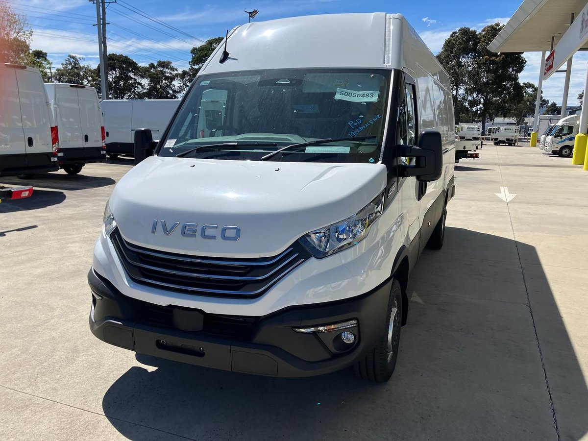 2026 Iveco Daily 42S18V image 7