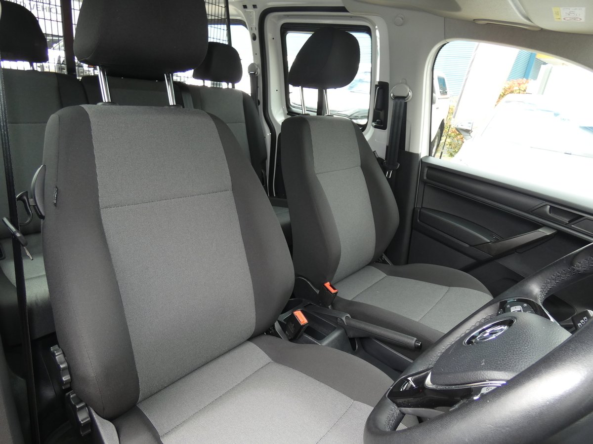 2019 Volkswagen Caddy TSI220 2KN MY19 image 11