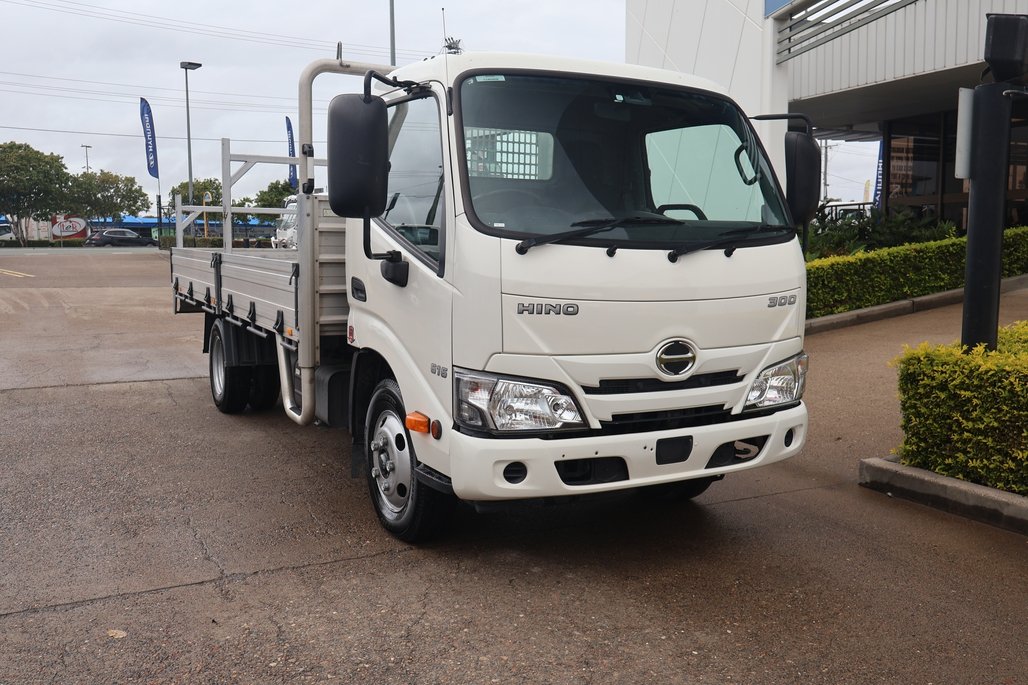 2022 HINO DUTRO 616 image 18