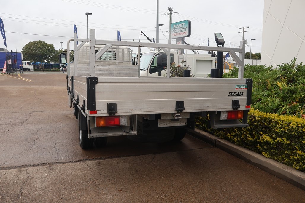 2022 HINO DUTRO 616 image 5