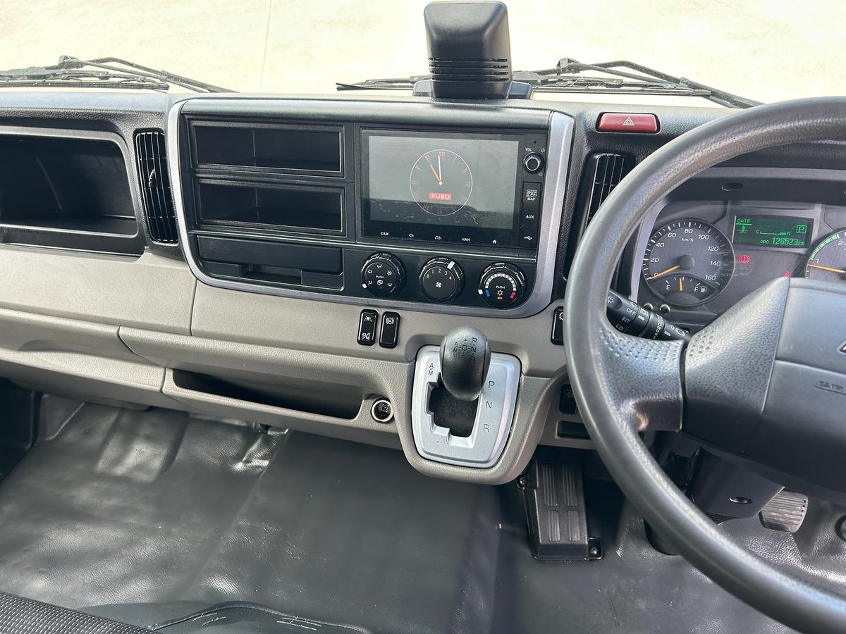 2023 Fuso Canter 515 image 14