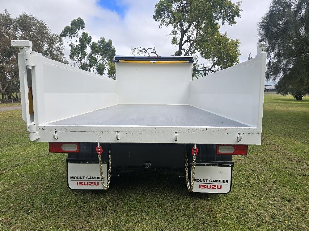 2026 Isuzu F Series FVD 170-300 AT R47 image 5