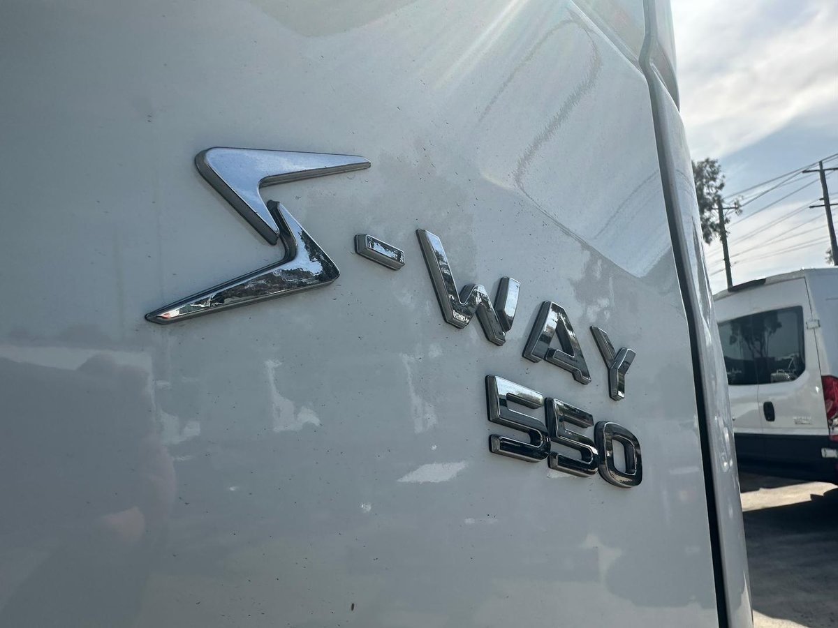 2024 Iveco S-Way AS700 image 16