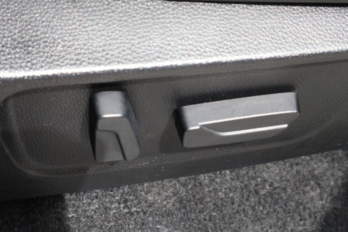 2022 Isuzu D-MAX X-TERRAIN MY23 4X4 Dual Range image 22