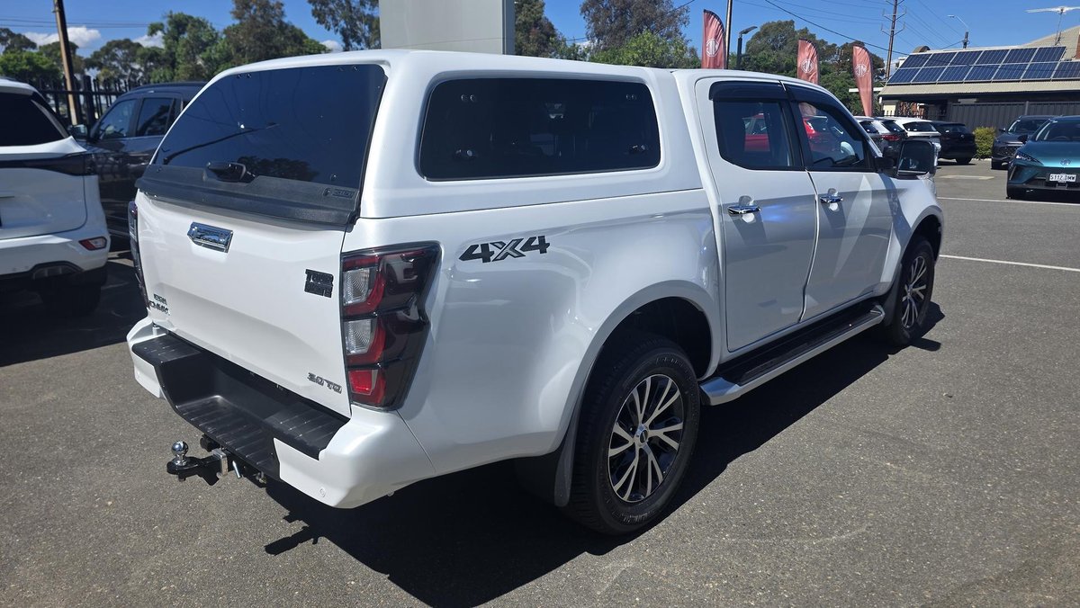 2026 Isuzu D-MAX LS-U MY25.5 4X4 Dual Range image 9