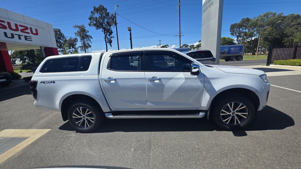 2026 Isuzu D-MAX LS-U MY25.5 4X4 Dual Range image 7