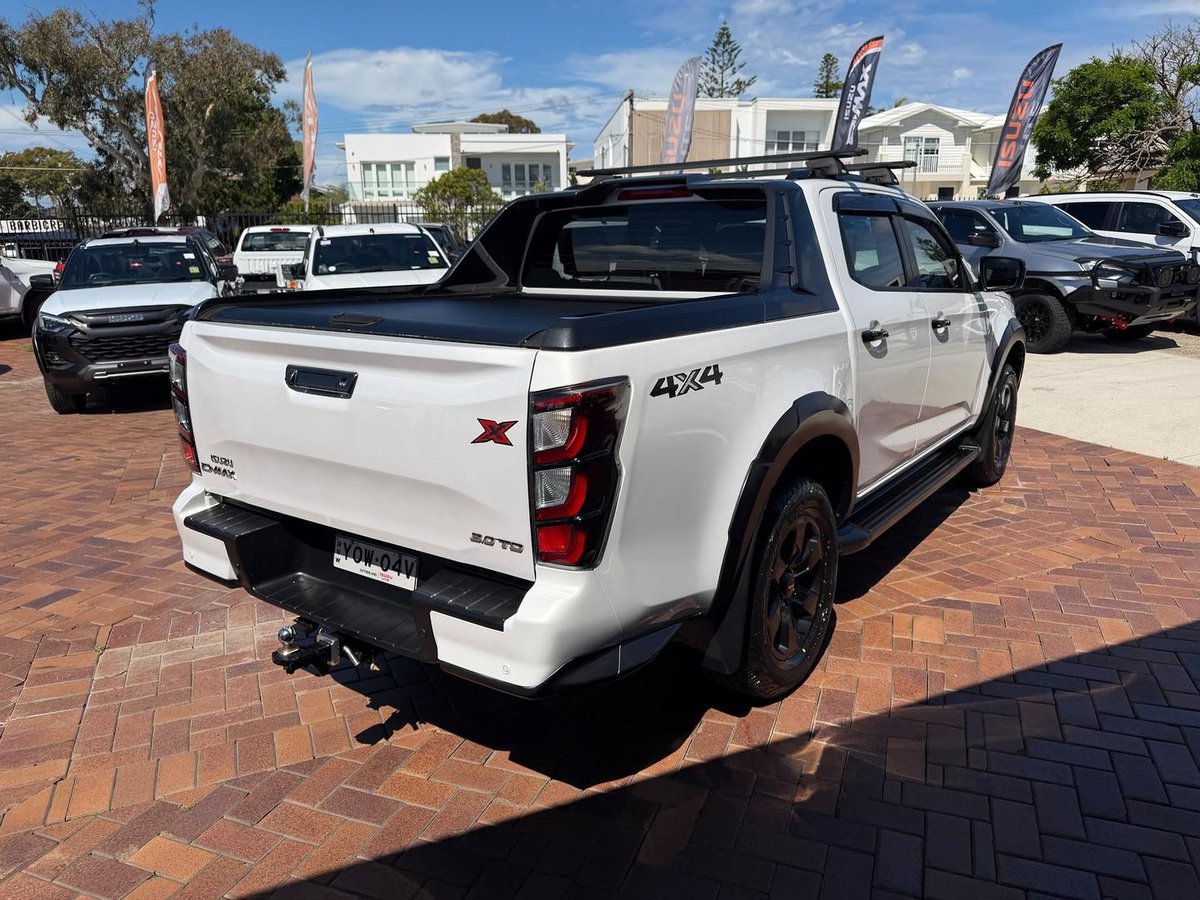 2024 Isuzu D-MAX X-TERRAIN MY24 4X4 Dual Range image 4