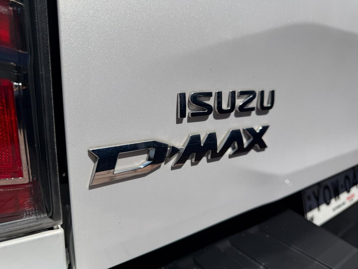 2024 Isuzu D-MAX X-TERRAIN MY24 4X4 Dual Range image 13