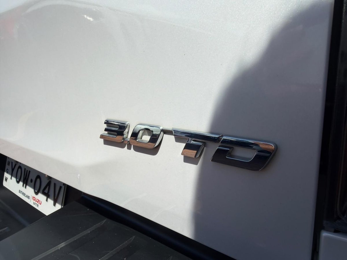 2024 Isuzu D-MAX X-TERRAIN MY24 4X4 Dual Range image 34