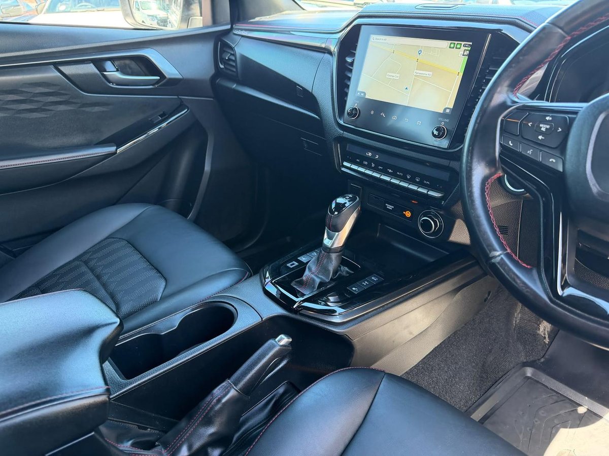 2024 Isuzu D-MAX X-TERRAIN MY24 4X4 Dual Range image 31