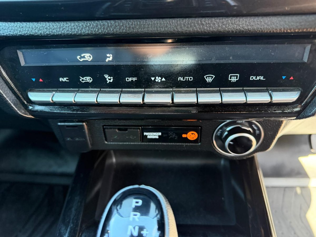2024 Isuzu D-MAX X-TERRAIN MY24 4X4 Dual Range image 32