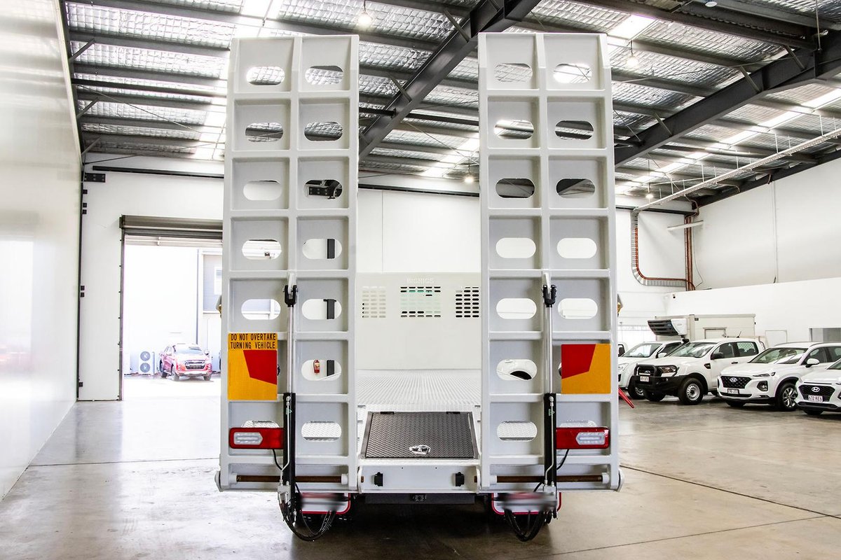 2026 Isuzu FY Series FYJ 320-355 AT R67 image 5