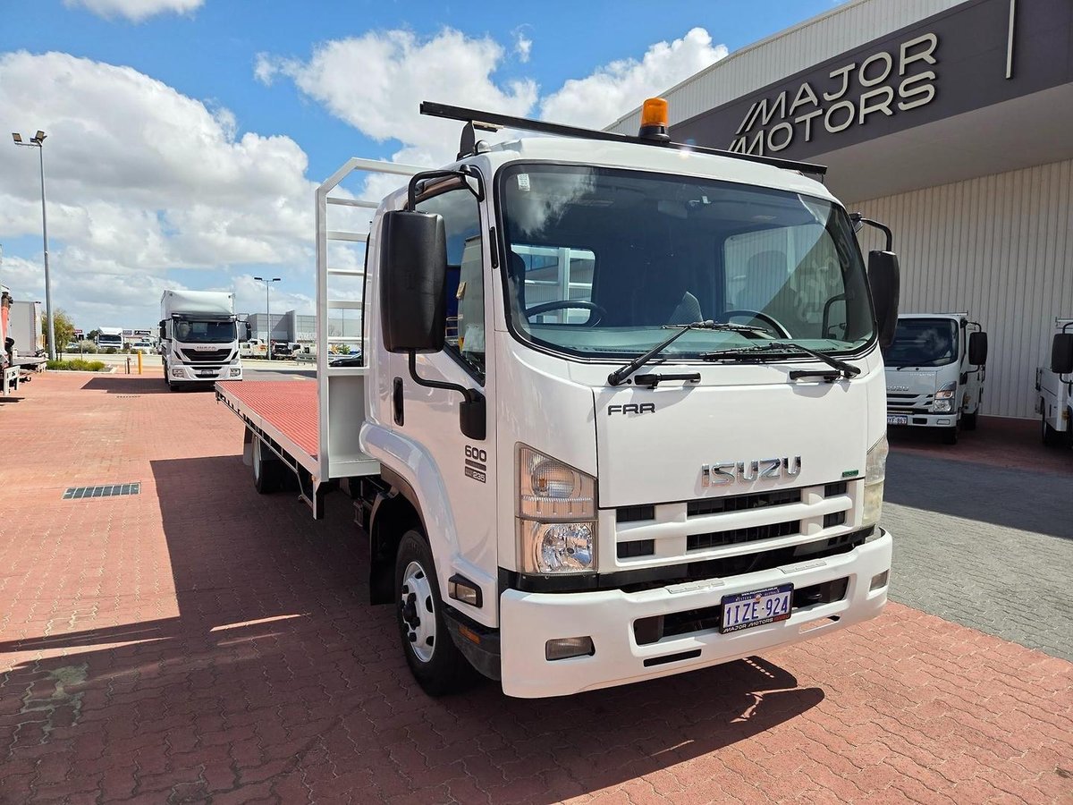 2014 Isuzu Frr600 6 Ton Tray image 11