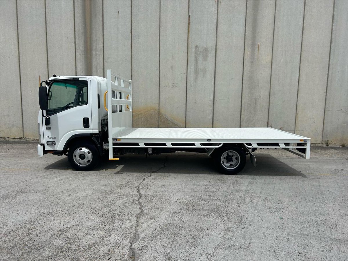 2019 Isuzu N Series NNR 45-150 image 17