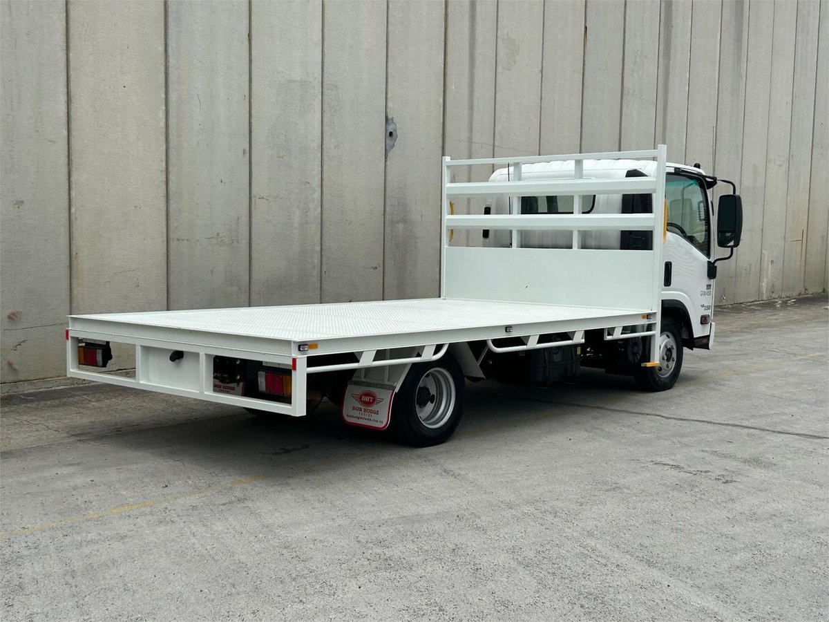 2019 Isuzu N Series NNR 45-150 image 20