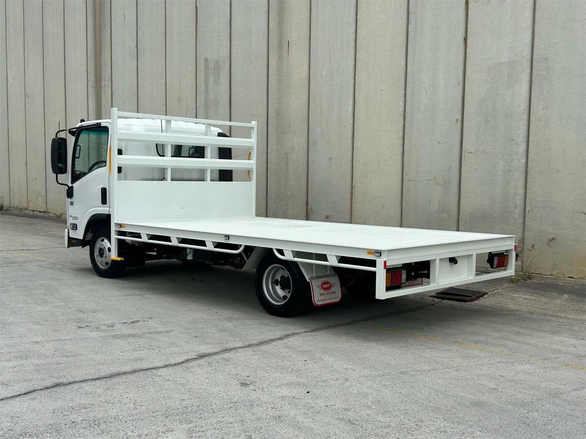 2019 Isuzu N Series NNR 45-150 image 18
