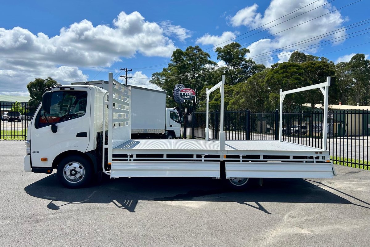 2020 Hino 300 Series 616 image 18