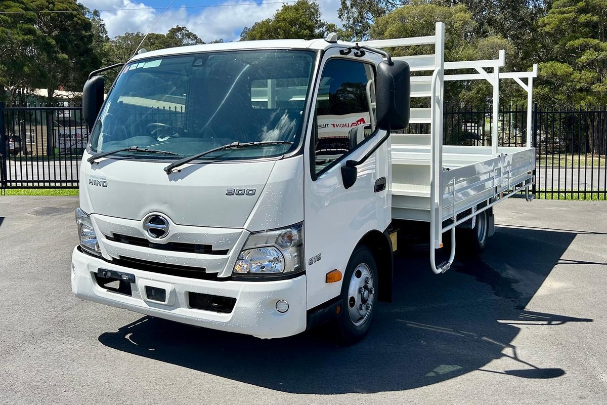 2020 Hino 300 Series 616 image 9