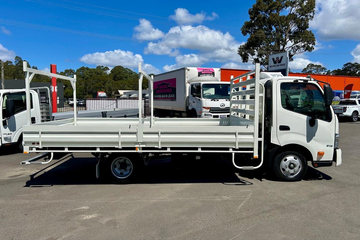 2020 Hino 300 Series 616 image 4
